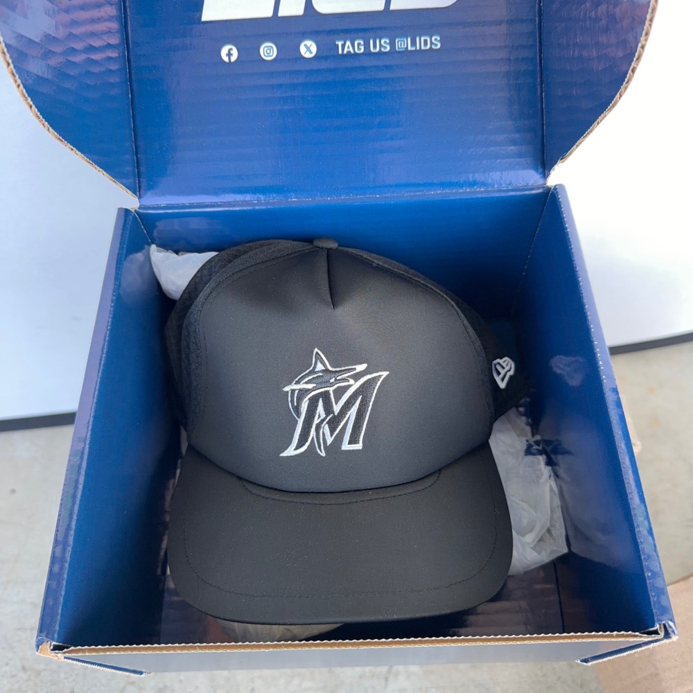Miami Marlins Hat L/XL Black New Era 2026 Batting Practice Trucker Mesh Apex MLB